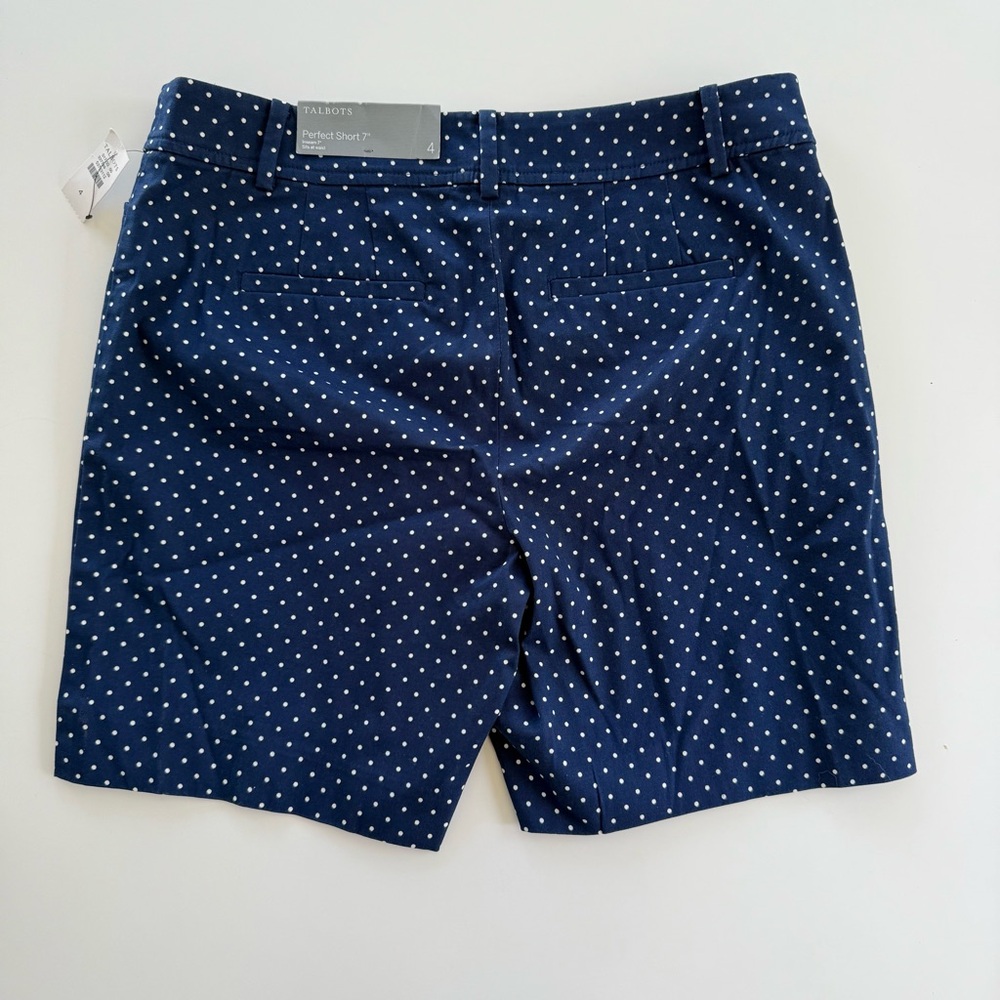NWT~ Talbots~ Perfect Shorts ~Women’s 4~Navy Blue Polka Dot~7” Inseam - Picture 2 of 10